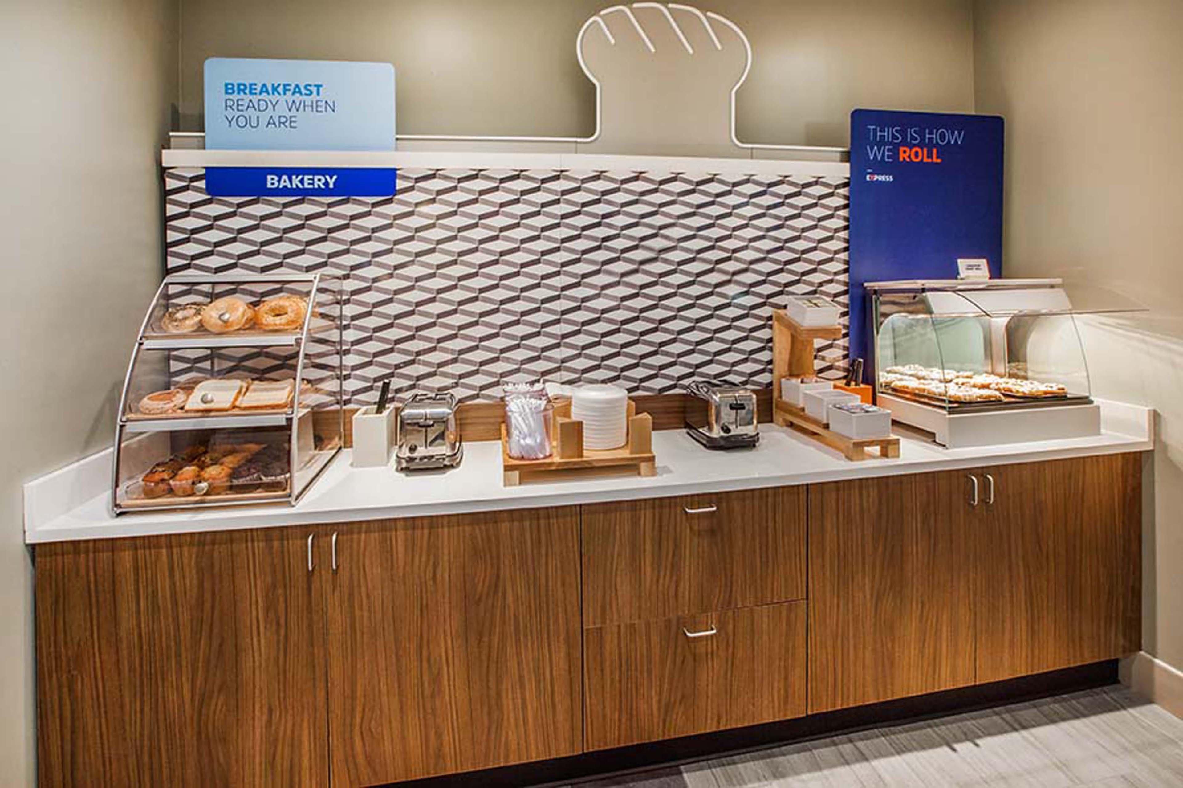 Holiday Inn Express Hotel & Suites Clute-Lake Jackson By Ihg 외부 사진