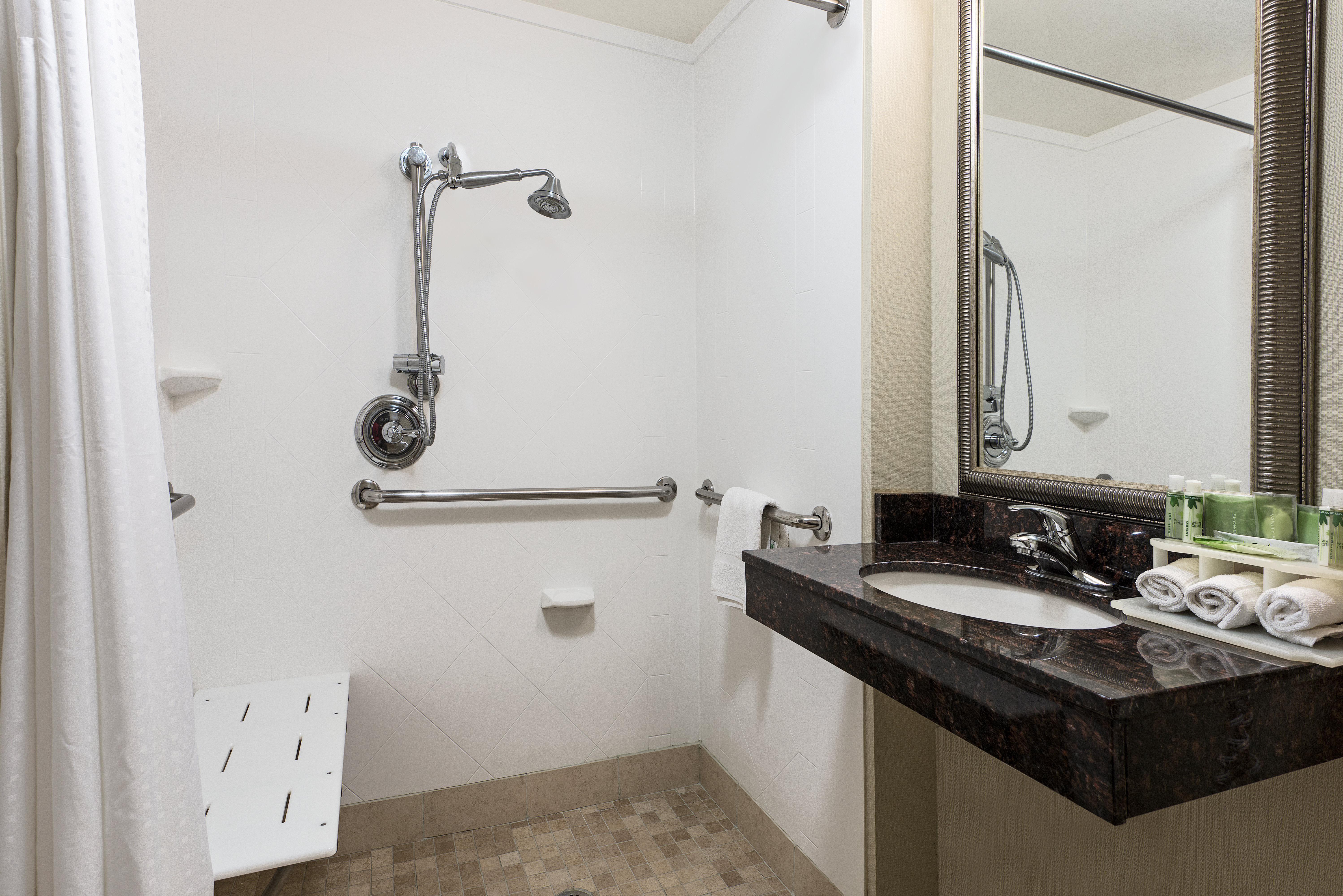 Holiday Inn Express Hotel & Suites Clute-Lake Jackson By Ihg 외부 사진