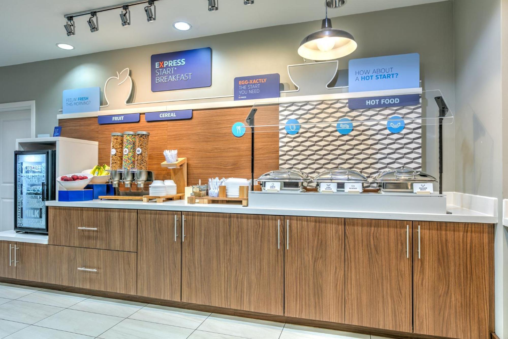Holiday Inn Express Hotel & Suites Clute-Lake Jackson By Ihg 외부 사진