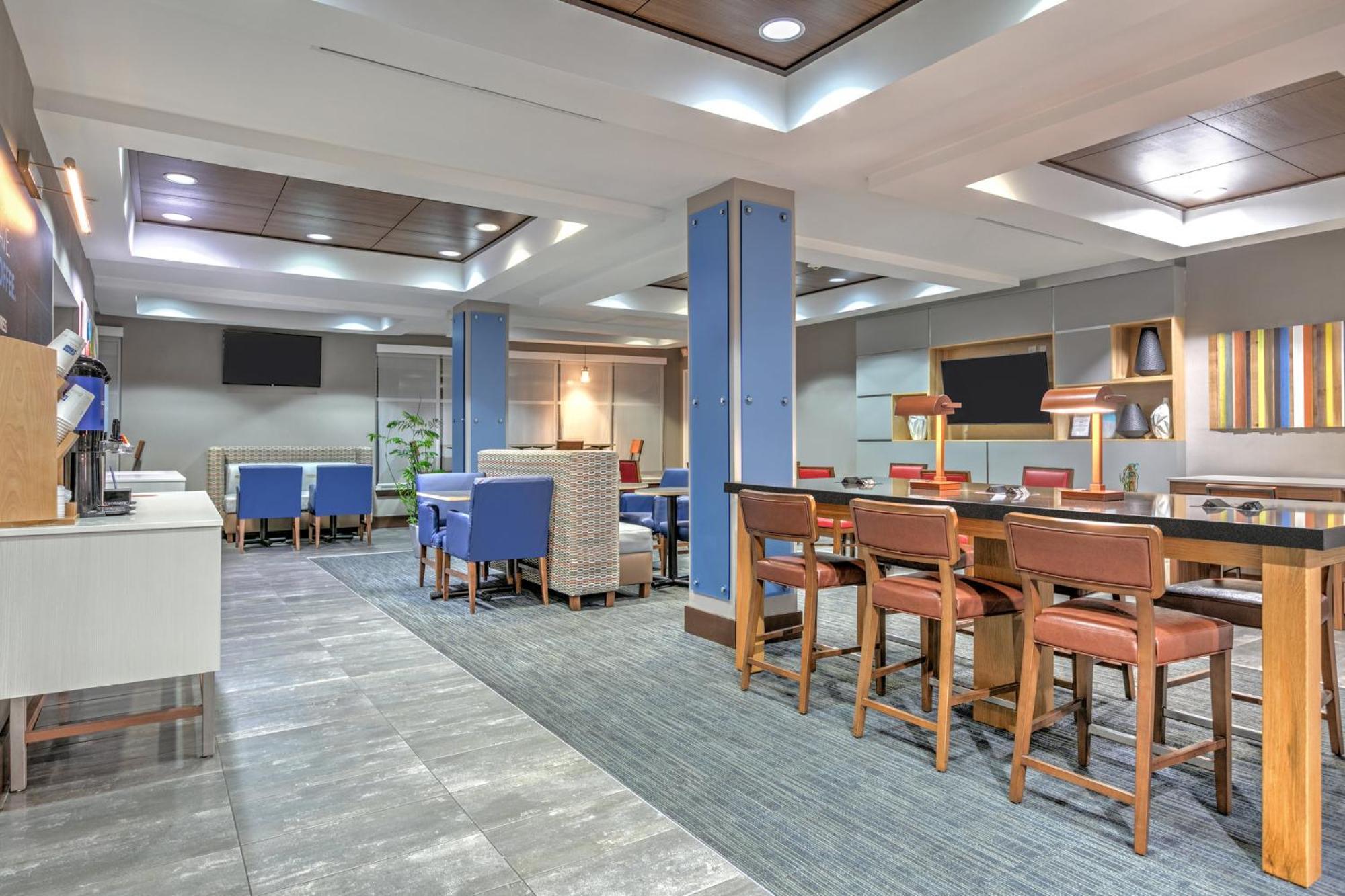 Holiday Inn Express Hotel & Suites Clute-Lake Jackson By Ihg 외부 사진