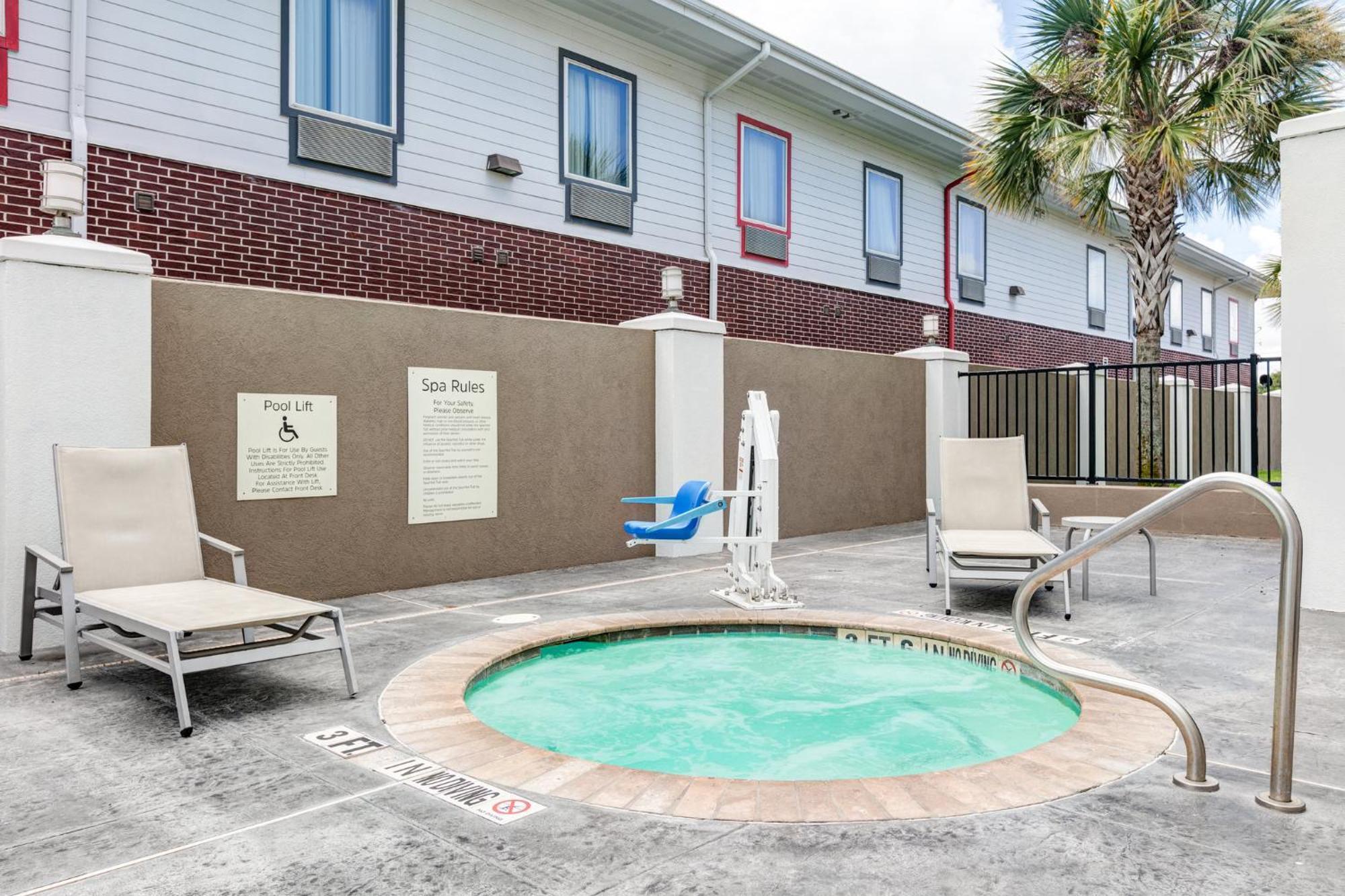 Holiday Inn Express Hotel & Suites Clute-Lake Jackson By Ihg 외부 사진