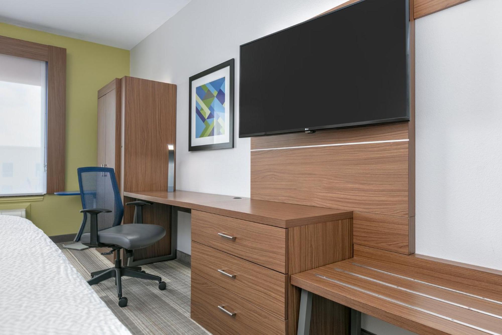 Holiday Inn Express Hotel & Suites Clute-Lake Jackson By Ihg 외부 사진