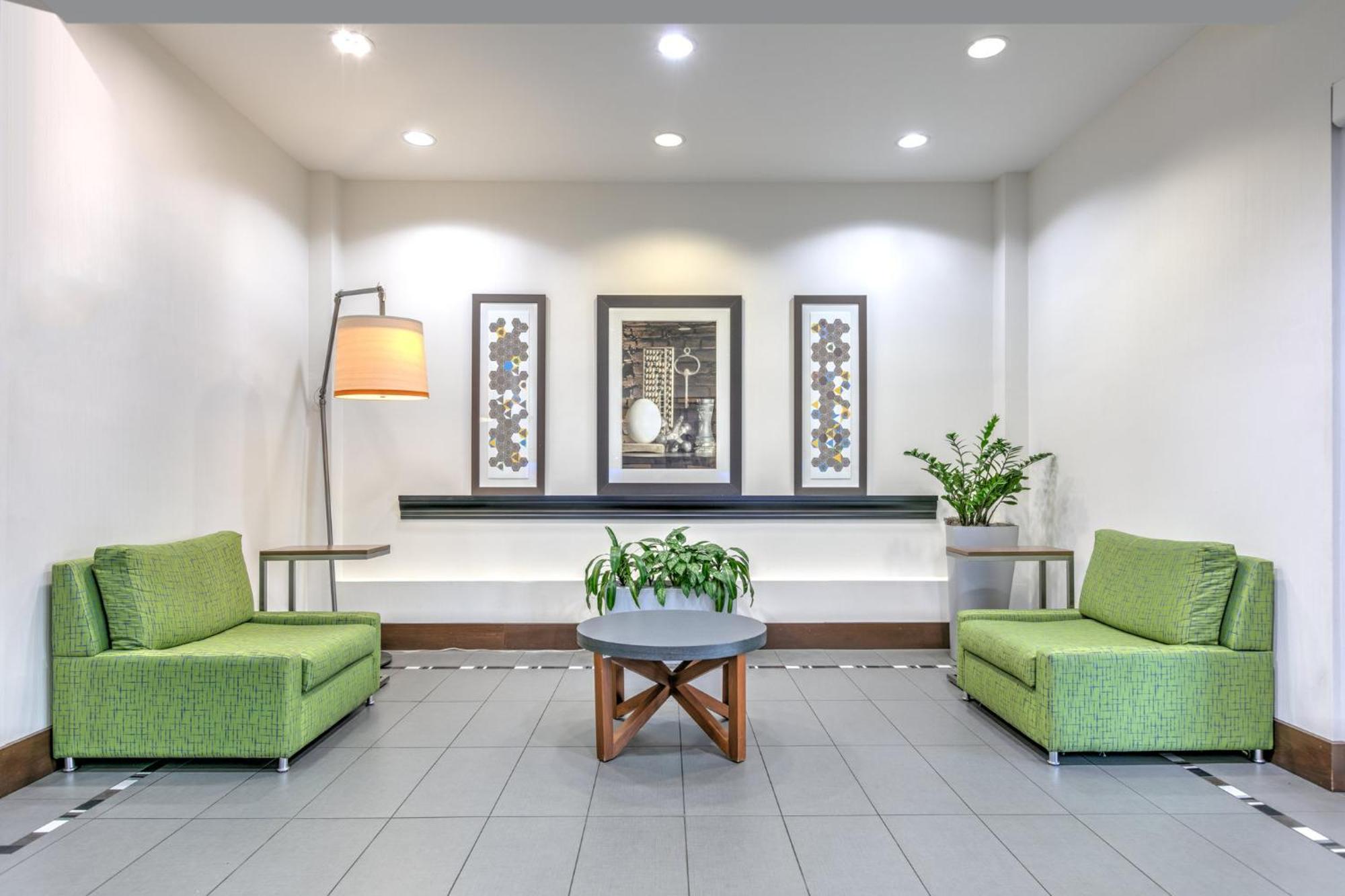 Holiday Inn Express Hotel & Suites Clute-Lake Jackson By Ihg 외부 사진