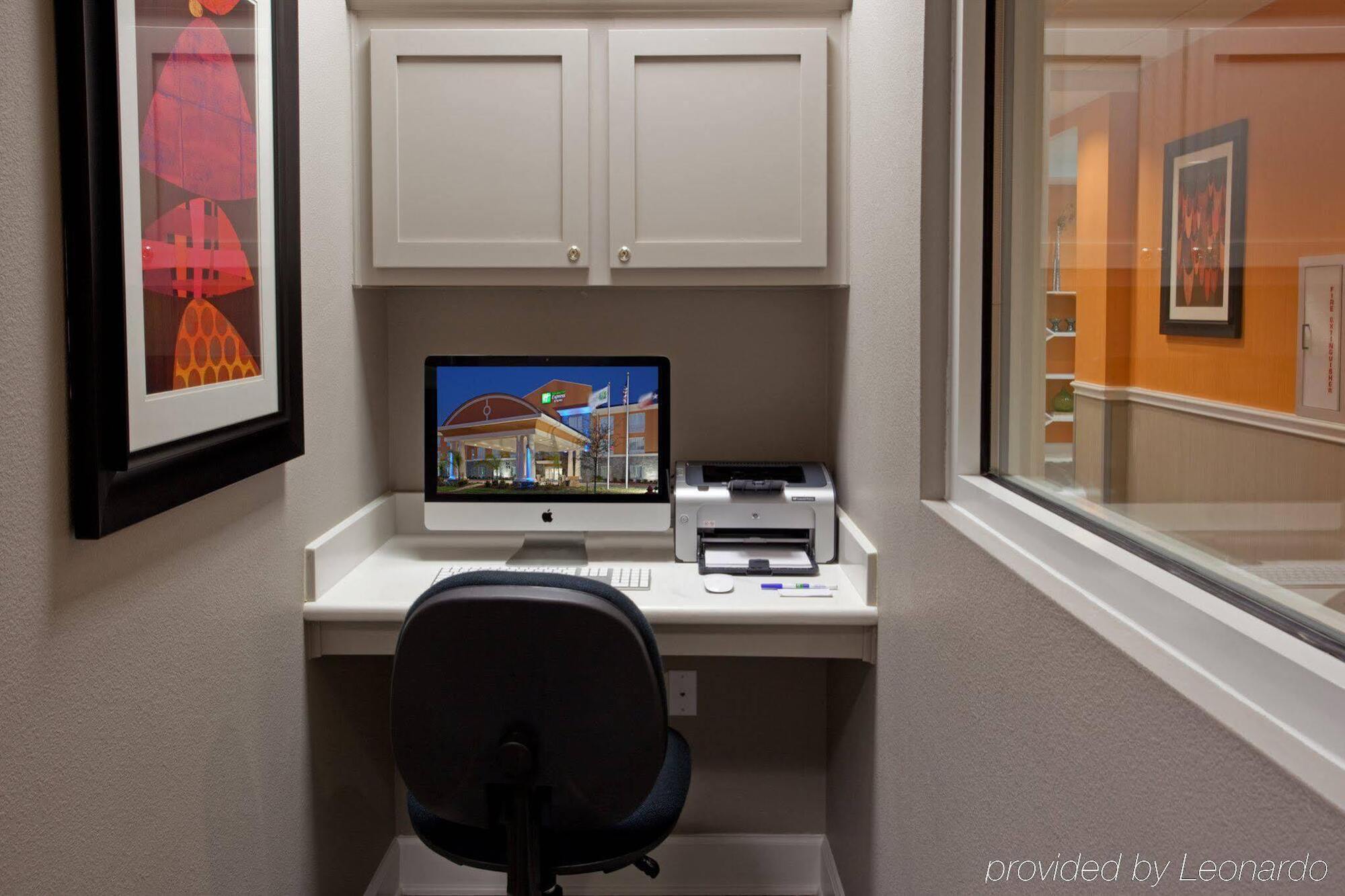 Holiday Inn Express Hotel & Suites Clute-Lake Jackson By Ihg 외부 사진