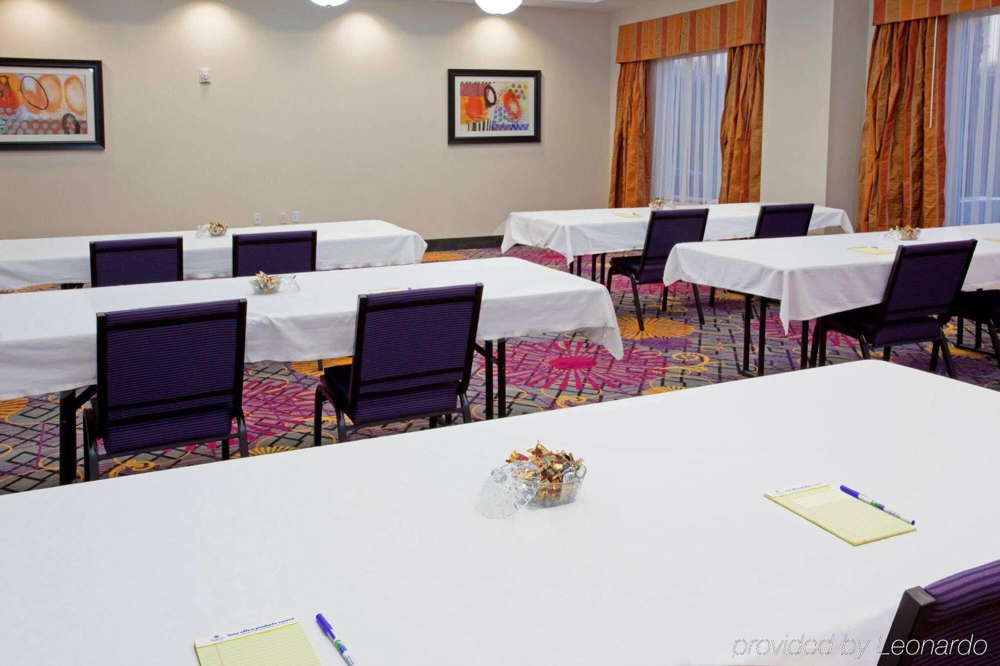 Holiday Inn Express Hotel & Suites Clute-Lake Jackson By Ihg 외부 사진